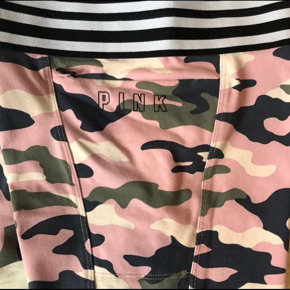 VS PINK Ultimate Pink Camouflage Legging Med - Picture 4 of 9